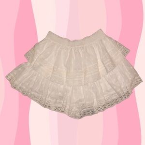 NWT AE white fluffy skort!